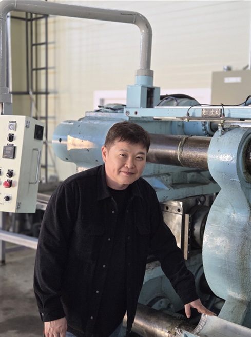 “30多年来，韩国无人能做到。如今，一家小型企业做到了。这项技术不再是梦想——它已成为现实。我们只缺一个机会，将它推向世界。”